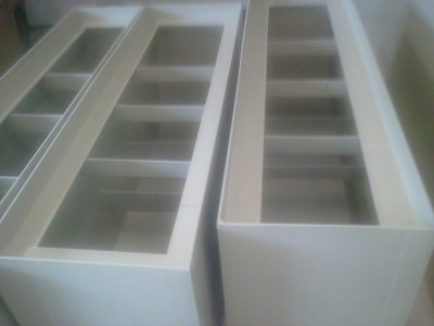 Plastové květináče na míru